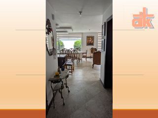 Foto 2 de 🏡✨ Casa Moderna en Cumbayá: Elegancia, Espacio y la Mejor Ubicación ✨🏡