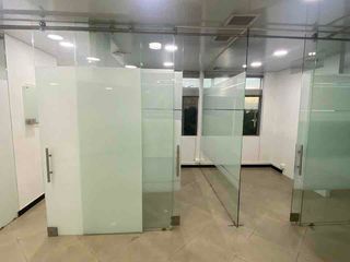 Foto 4 de OFICINA PRIVADA EN ENTORNO CORPORATIVO