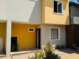 Foto 5 de Venta de casa en Urbanizacion Privada, Manta