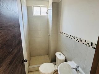 Foto 11 de Venta de casa en Urbanizacion Privada, Manta