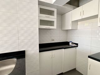 Foto 4 de SAN BORJA VENDO LINDO DUPLEX, 4 DORMITORIOS + 2 Estacionamientos, GRAN OPORTUNIDAD