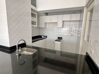 Foto 5 de SAN BORJA VENDO LINDO DUPLEX, 4 DORMITORIOS + 2 Estacionamientos, GRAN OPORTUNIDAD