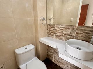 Foto 6 de SAN BORJA VENDO LINDO DUPLEX, 4 DORMITORIOS + 2 Estacionamientos, GRAN OPORTUNIDAD