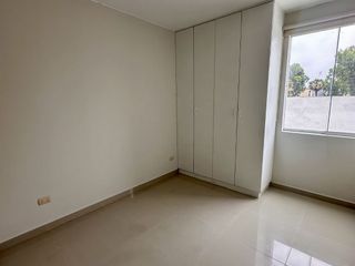 Foto 7 de SAN BORJA VENDO LINDO DUPLEX, 4 DORMITORIOS + 2 Estacionamientos, GRAN OPORTUNIDAD