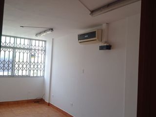 Foto 10 de ALQUILER DE OFICINA EN CERCADO DE LIMA