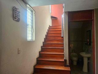 Foto 8 de VENDO CASA DE OCASIÓN EN SURCO A POCOS PASOS DE LINDO PARQUE