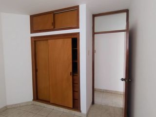 Foto 7 de DEPARTAMENTO EN ALQUILER 2DO -PISO-  URB-ANGAMOS - PIURA
