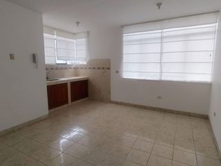 Foto 3 de DEPARTAMENTO EN ALQUILER 2DO -PISO-  URB-ANGAMOS - PIURA