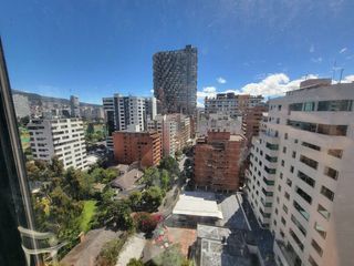 Foto 14 de Penthouse amoblado en alquiler/ 1000 M² de construcción/ Sector Republica de El Salvador / Quito.