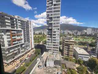 Foto 12 de Penthouse amoblado en alquiler/ 1000 M² de construcción/ Sector Republica de El Salvador / Quito.