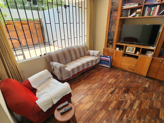 Foto 4 de 🏡 MAYORAZGO – ATE 🏞️ VENDO HERMOSA CASA FRENTE A PARQUE – 7 DORMITORIOS