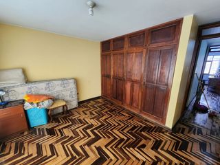 Foto 15 de 🏡 MAYORAZGO – ATE 🏞️ VENDO HERMOSA CASA FRENTE A PARQUE – 7 DORMITORIOS
