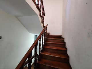 Foto 11 de 🏡 MAYORAZGO – ATE 🏞️ VENDO HERMOSA CASA FRENTE A PARQUE – 7 DORMITORIOS