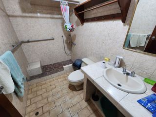 Foto 20 de 🏡 MAYORAZGO – ATE 🏞️ VENDO HERMOSA CASA FRENTE A PARQUE – 7 DORMITORIOS