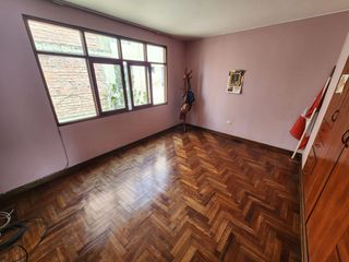 Foto 22 de 🏡 MAYORAZGO – ATE 🏞️ VENDO HERMOSA CASA FRENTE A PARQUE – 7 DORMITORIOS