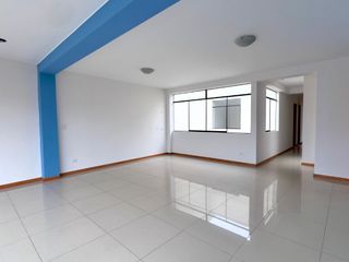 Foto 2 de ALQUILER DE DEPTO A.C 90 m2 3ER PISO AV. GUARDIA CIVIL SUR