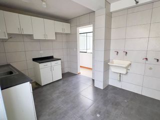 Foto 5 de ALQUILER DE DEPTO A.C 90 m2 3ER PISO AV. GUARDIA CIVIL SUR