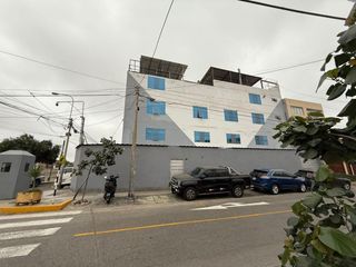 Foto 2 de Alquilo local comercial en esquina -Cercado de lima