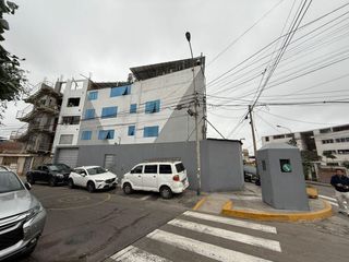 Foto 31 de Alquilo local comercial en esquina -Cercado de lima