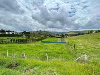 Foto 4 de Terreno en venta 1.333m2 en exclusiva Urb. Privada, sector Zhucay Cuenca Ec.