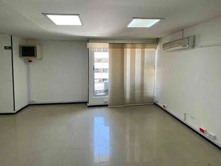 Foto 4 de UBICACIÓN  DE PRESTIGIO|	TU OFICINA FRENTE AL CLUB CAMPESTRE|