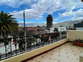 Foto 13 de SE RENTA HERMOSO DUPLEX EN CUMBAYA