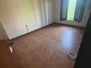 Foto 10 de OPORTUNIDAD - SE VENDE CASA + CUARTO DE SERVICIO