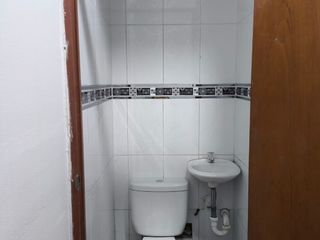 Foto 13 de Alquiler de amplio Local Comercial en Avenida en San Martin de Porres