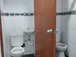 Foto 12 de Alquiler de amplio Local Comercial en Avenida en San Martin de Porres