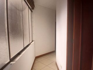Foto 9 de AMPLIO DEPARTAMENTO EN ALQUILER