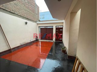 Foto 4 de Venta De Casa Como Terreno 164M2 Comas