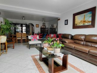 Foto 2 de Hermosa Casa En Venta En Sjl