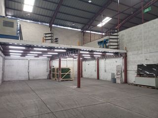 Foto 1 de Bodega de alquiler en el km 16 de la Vía a Daule, 312 m2 de construcción.