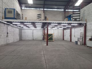 Foto 2 de Bodega de alquiler en el km 16 de la Vía a Daule, 312 m2 de construcción.
