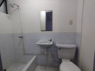 Foto 5 de SE ALQUILA CONSULTORIO - OFICINA EN LINCE
