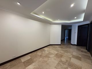 Foto 15 de ARRIENDO AMPLIO DEPTO EXCLUSIVO CON VISTA PANORAMICA - SECTOR GONZALEZ SUAREZ