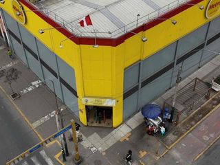Foto 20 de VENTA DE LOCAL COMERCIAL EN AV. BAUSATE Y MEZA.