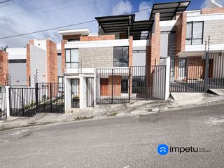 Foto 1 de Casa en venta a estrenar tres habitaciones al norte de la ciudad