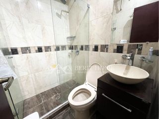 Foto 16 de Venta de Casa un piso bien ubicada