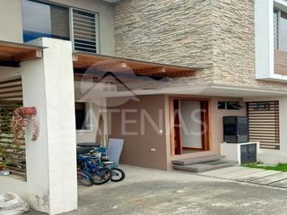 Foto 2 de CASA EN RENTA, AMOBLADA, COLEGIO BORJA - CAMINO VIEJO A BAÑOS