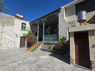 Foto 2 de Casona Comercial de 869 m² con frente de 29 ml. a la plaza de Yanahuara en Arequipa