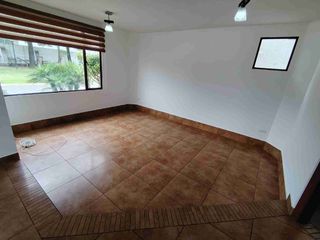 Foto 6 de Renta casa Sector Sangolquí  valle de los Chillos