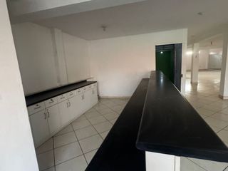 Foto 2 de LOCAL COMERCIAL EN ALQUILER EN LOS OLIVOS
