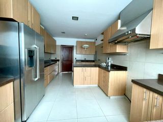 Foto 6 de ALQUILO  LINDO PENTHOUSE DUPLEX EN CHACARILLA - SAN BORJA - 4 DORMITORIOS - 3 COCHERAS - FRENTE A PARQUE🌳