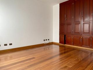 Foto 12 de ALQUILO  LINDO PENTHOUSE DUPLEX EN CHACARILLA - SAN BORJA - 4 DORMITORIOS - 3 COCHERAS - FRENTE A PARQUE🌳