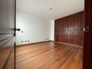 Foto 16 de ALQUILO  LINDO PENTHOUSE DUPLEX EN CHACARILLA - SAN BORJA - 4 DORMITORIOS - 3 COCHERAS - FRENTE A PARQUE🌳