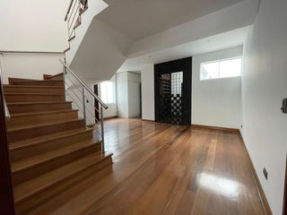 Foto 10 de ALQUILO  LINDO PENTHOUSE DUPLEX EN CHACARILLA - SAN BORJA - 4 DORMITORIOS - 3 COCHERAS - FRENTE A PARQUE🌳