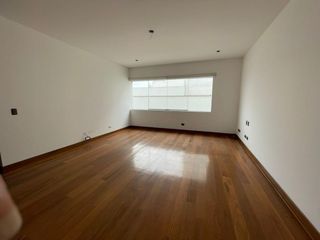Foto 8 de ALQUILO  LINDO PENTHOUSE DUPLEX EN CHACARILLA - SAN BORJA - 4 DORMITORIOS - 3 COCHERAS - FRENTE A PARQUE🌳