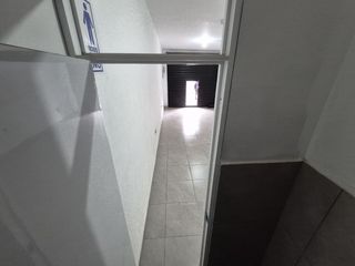 Foto 12 de ¡LOCAL COMERCIAL EN ALQUILER! 35 m² – Zona Súper Comercial en Independencia 🚀