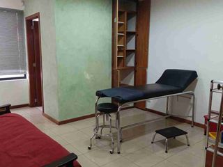Foto 1 de RENTO CONSULTORIO MÉDICO CON O SIN MUEBLES 35 METROS